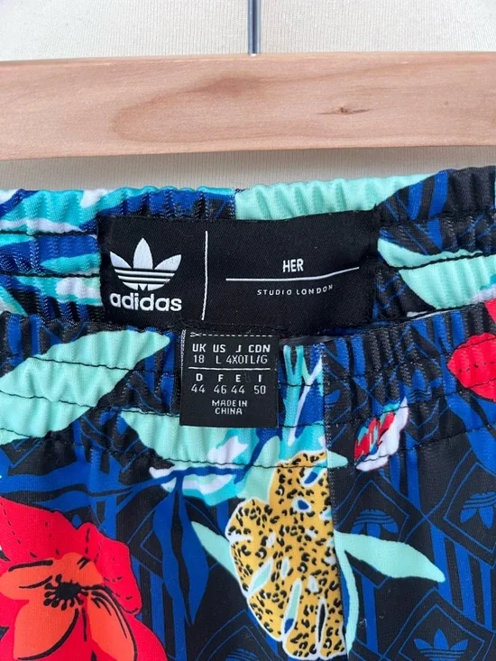 Adidas Original X HER London track pants with side zip hem - Picture 7 of 9
